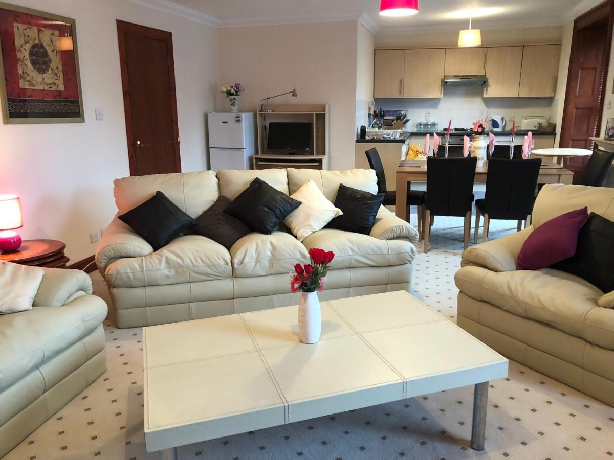 Executive Serviced Apartments 2 Форфар Екстериор снимка