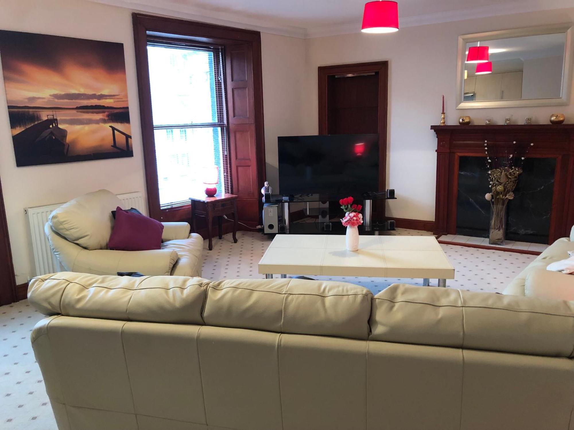 Executive Serviced Apartments 2 Форфар Екстериор снимка